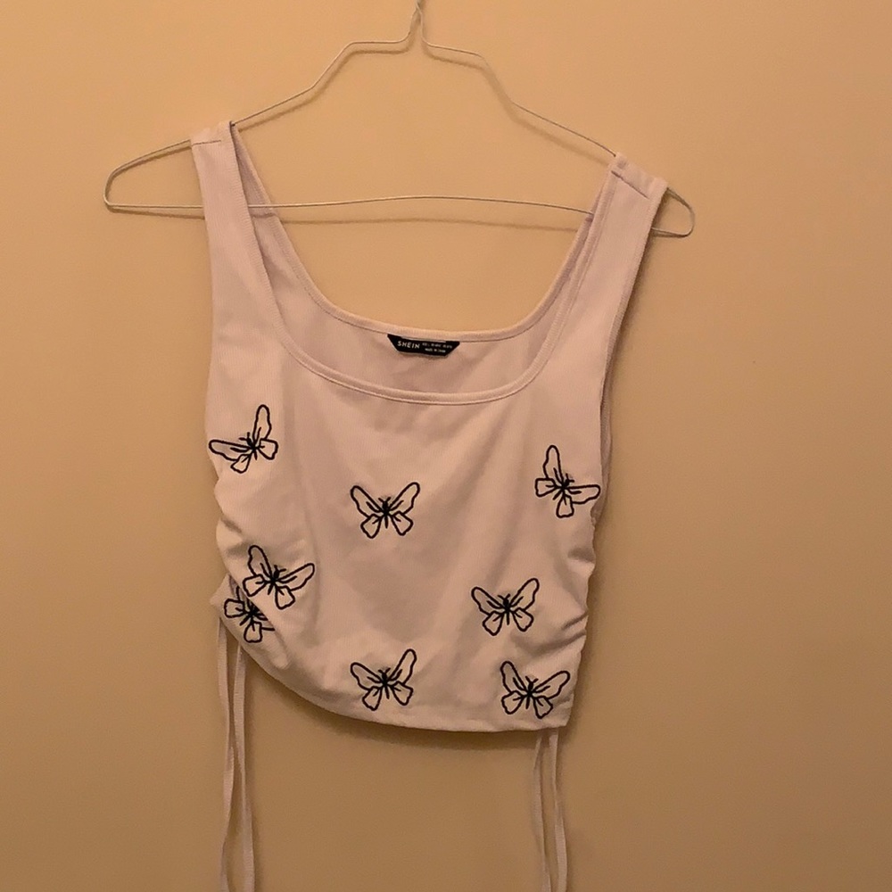 Large, butterfly tee
